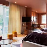 Der Valk Hotel 4*