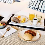 Hotel Der Valk 4*