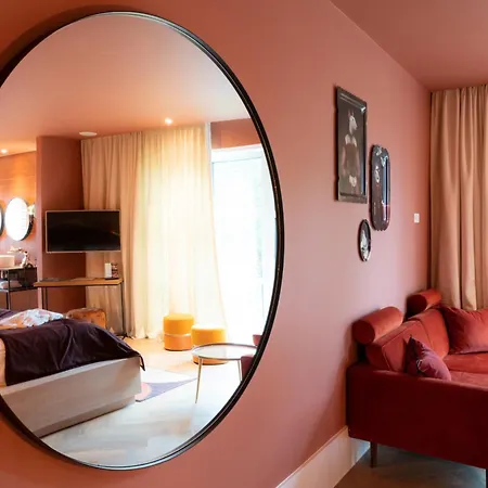 Hotel Der Valk 4*
